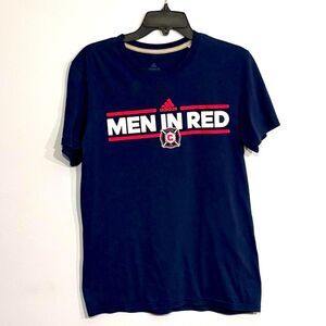 Adidas | Vintage Men in Red Navy Blue Chicago Fire T-Shirt Large
